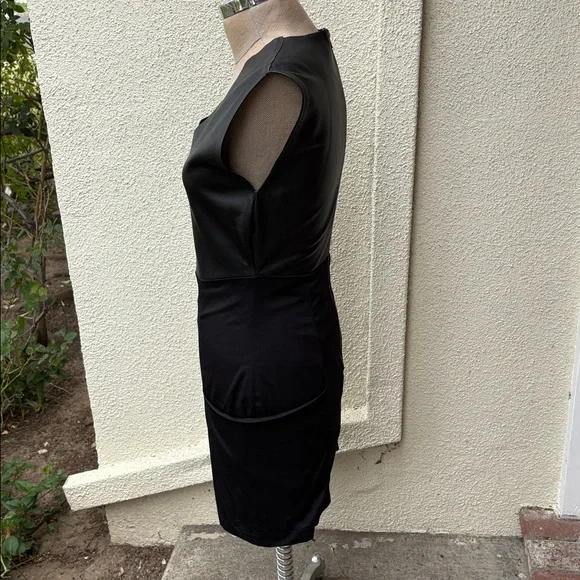 Sandra Weil stunning black dress w/ leather on top & wide pockets. Worn once - Picture 4 of 15